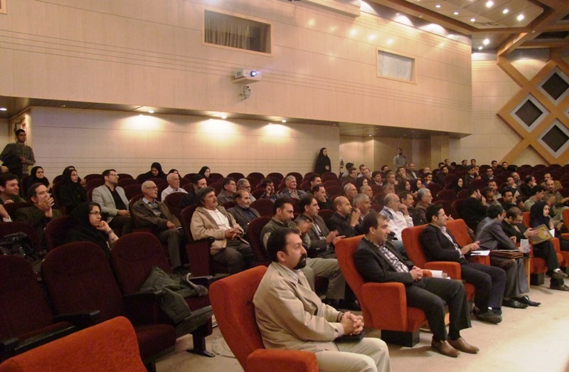 برگزاری سخنرانی علمی با موضوع لاک پشت فراتی در دانشگاه آزاد اسلامی واحد دزفول